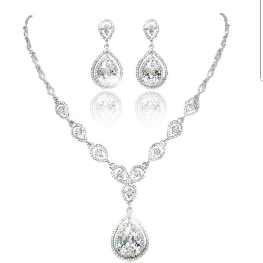 Jewelry Set - Picture 4 of 5